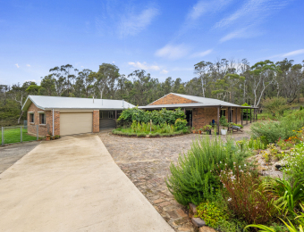 025_Open2view_ID868450-81_-_105_Chifley_Road