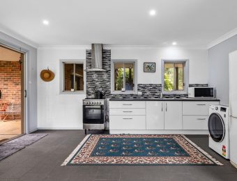 031_Open2view_ID868450-81_-_105_Chifley_Road-scaled