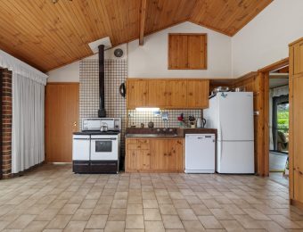 036_Open2view_ID868450-81_-_105_Chifley_Road-scaled