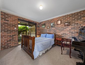 039_Open2view_ID868450-81_-_105_Chifley_Road-scaled
