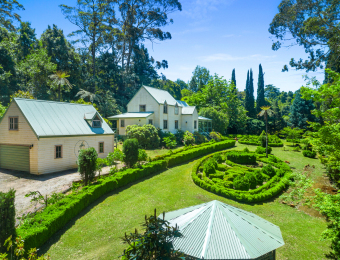 002_Open2view_ID980895-225_Mount_Irvine_Road