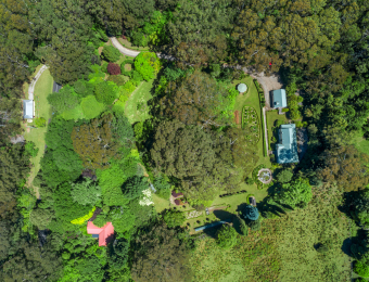 004_Open2view_ID980895-225_Mount_Irvine_Road