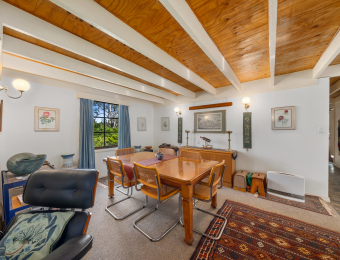 031_Open2view_ID980895-225_Mount_Irvine_Road