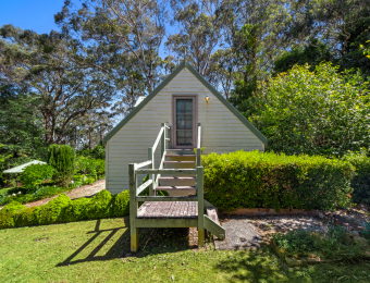 037_Open2view_ID980895-225_Mount_Irvine_Road